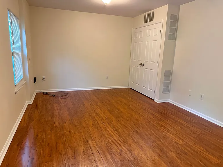 6913 Malachite Pl — Photo 10