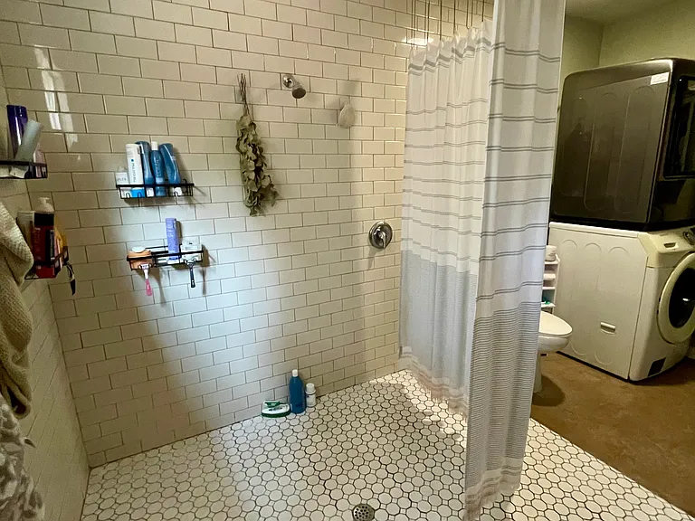 4318 Illinois Ave — Photo 35