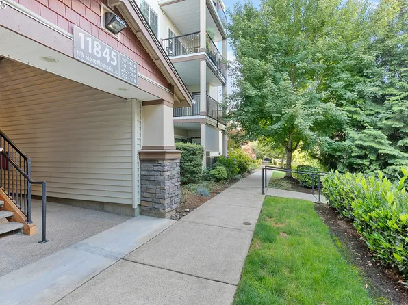 11845 NW Stone Mountain Ln Unit 202, Portland, OR 97229