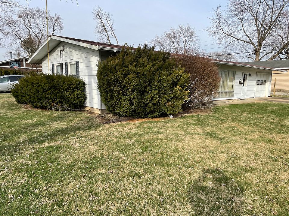 2nd image of 902 Spruce St
