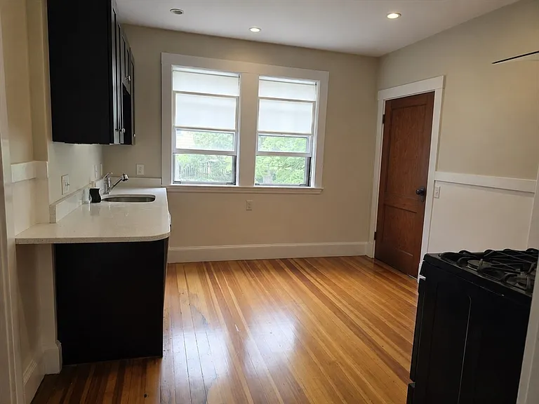 62 Greaton Rd #1 — Photo 4