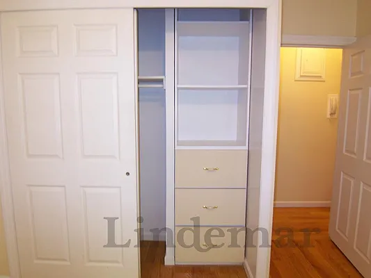 Rented by Lindemar LLC | media 17