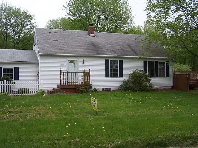 1624 Duffus Rd NE photo 1