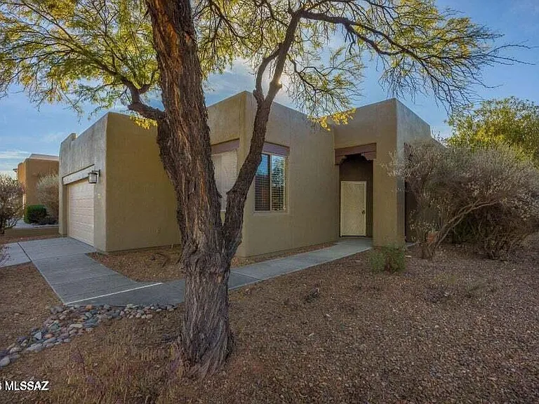 11785 N Copper Creek Dr — Photo 2