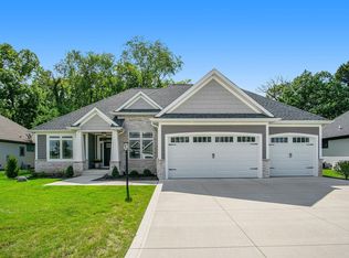 16110 Cobblestone Square Dr, Granger, IN 46530