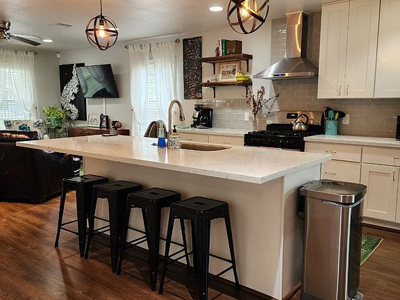 03 Kitchen Island_09062024