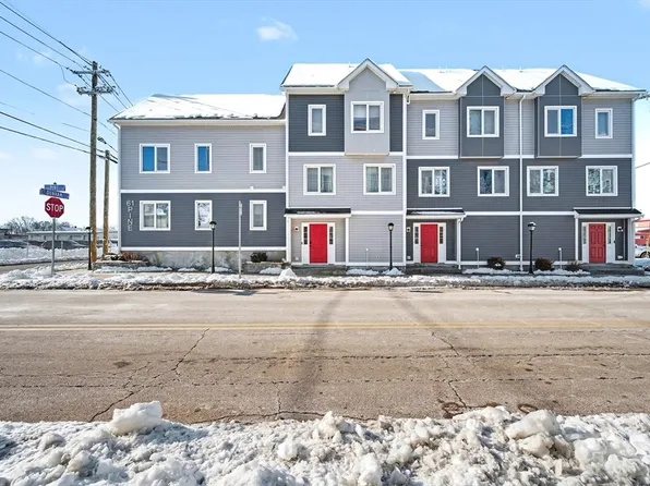 61 Pine St #9, Attleboro, MA 02703