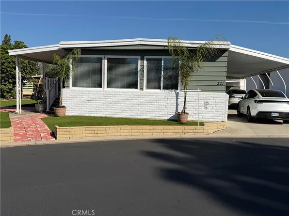 24001 Muirlands Blvd Space 221, Lake Forest, CA 92630