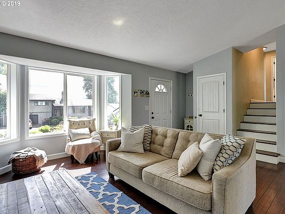 2nd image of 11673 SE 63rd Ave