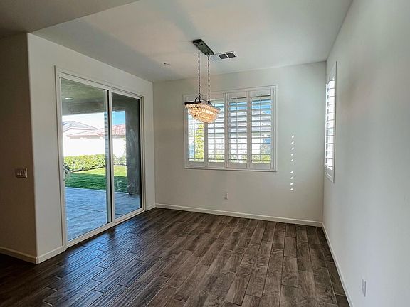 4th image of 1810 Morley Way