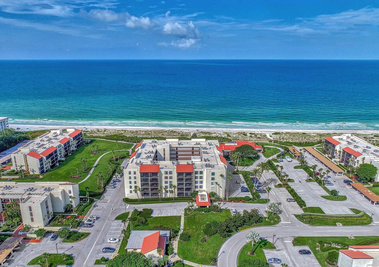 Available Now - Resort Style, 2br/2b Condo Located In The Seaplace Community On Longboat Key. — Photo 4