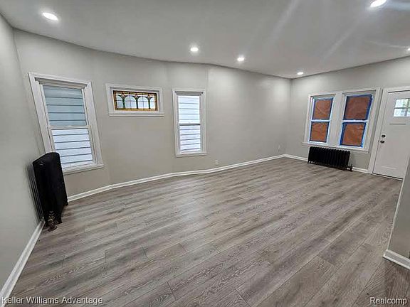 5th image of 2514 Beals St