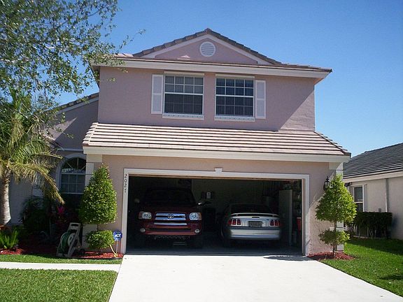 4th image of 2027 NW 182nd Ave