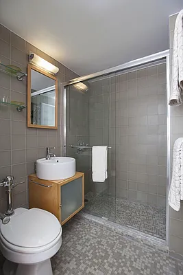 Sold by William Raveis Real Estate | media 9