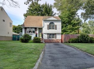 37 Bound Brook Rd, Parsippany-Troy Hills Twp., NJ 07054