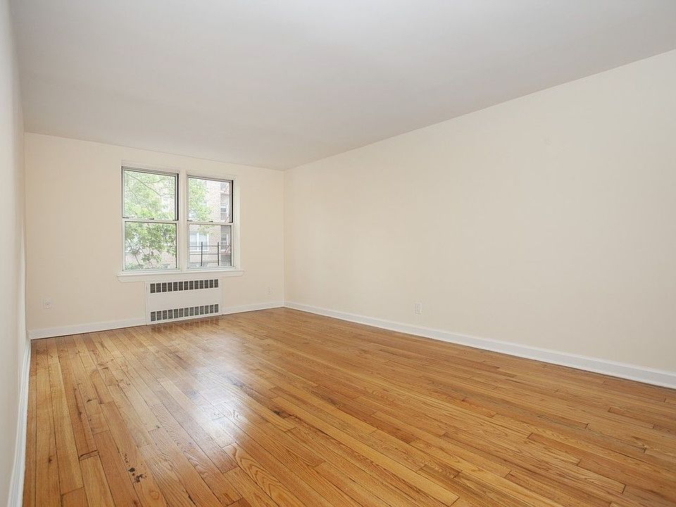 1st image of 6515 Yellowstone Blvd APT 2D