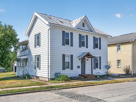 3rd image of 88 Wagner Ave