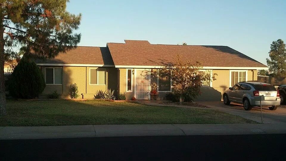 1st image of 19401 N 13th Dr