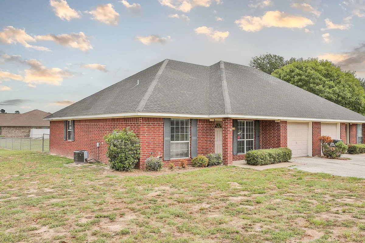 Building Photo - 12466 County Road 499