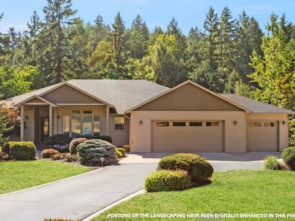 434 Champagne Creek Dr, Roseburg, OR 97471