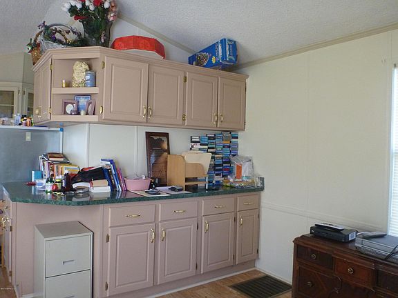 4th image of 21988 85TH Avenue NW