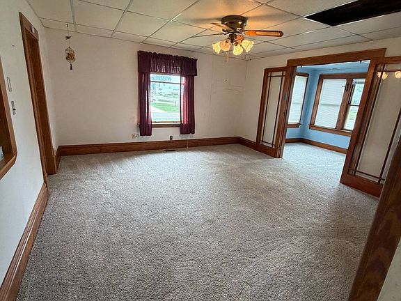 5th image of 428 S Main St