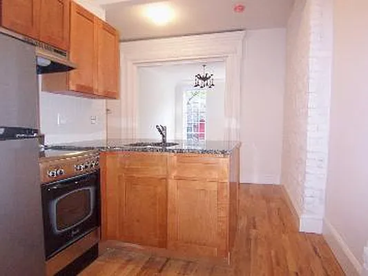 Rented by Corcoran | media 29