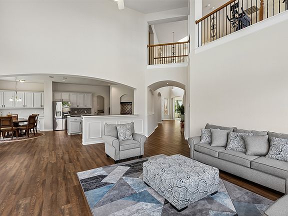 5th image of 1029 Brentwood Dr
