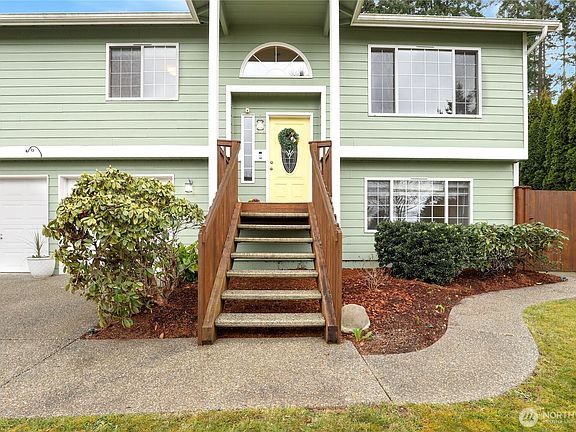 4th image of 3039 SE Grovewood Street