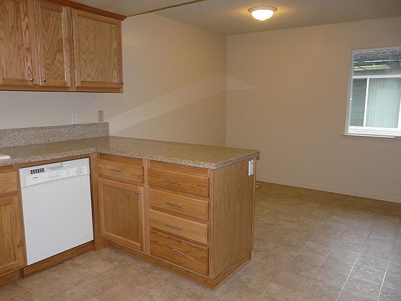 4th image of 1793 De Marietta Ave APT 3