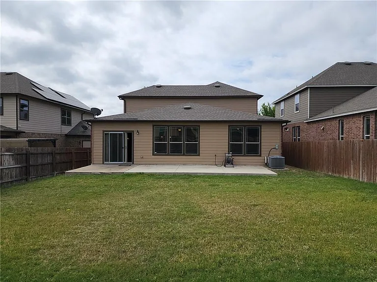 222 Telluride Dr — Photo 32
