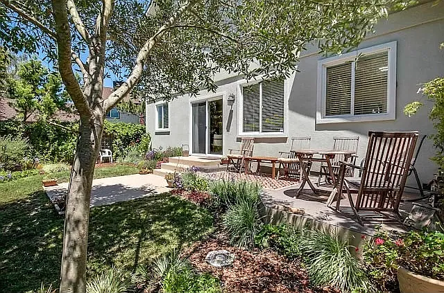 Adelaida Ct, Santa Cruz — Photo 2