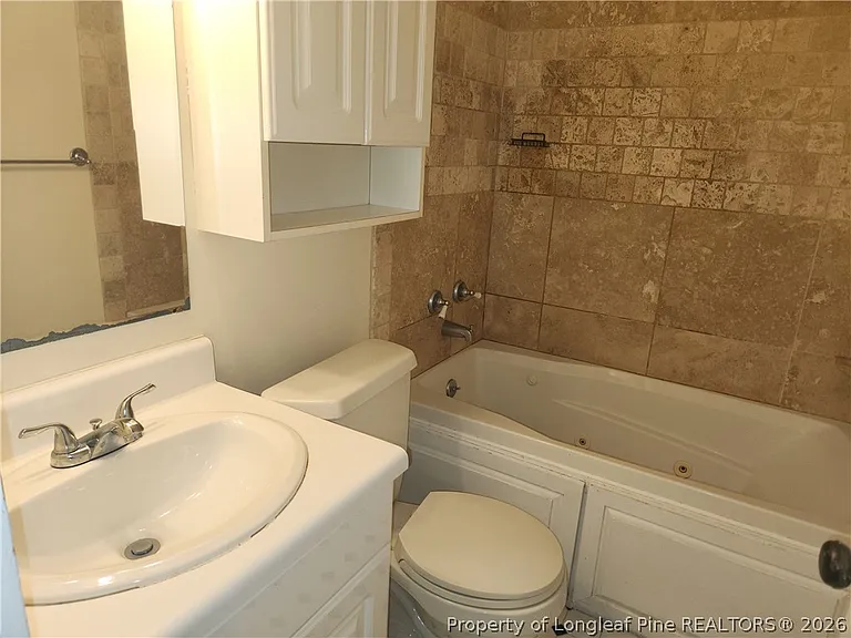 227 Pinecrest Dr — Photo 7