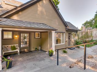 1868 Glenmorrie Dr, Lake Oswego, OR 97034