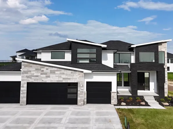 5409 N 197th St, Elkhorn, NE 68022