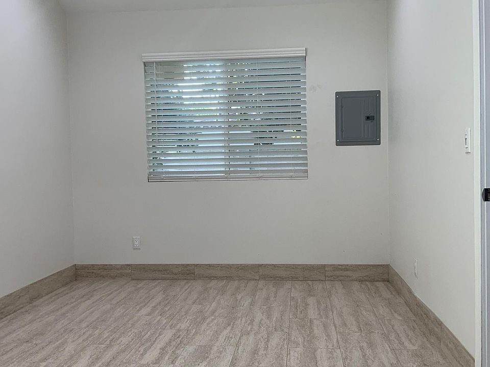 1st image of 12551 Lucille Ave