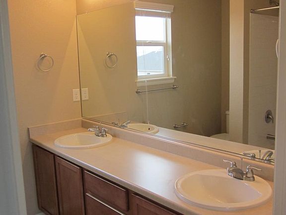 3rd image of 1628 Kelmsley Ct