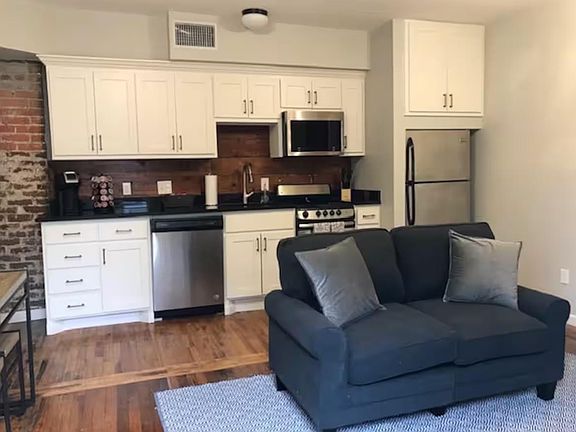 4th image of 811 May St APT 3