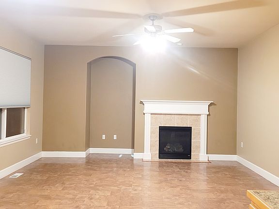 5th image of 3318 S 280th Pl