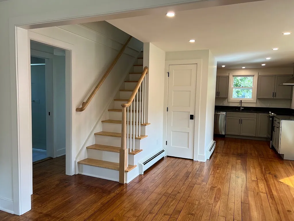 2 bed, 1418 sqft, $2,950 — Photo 4