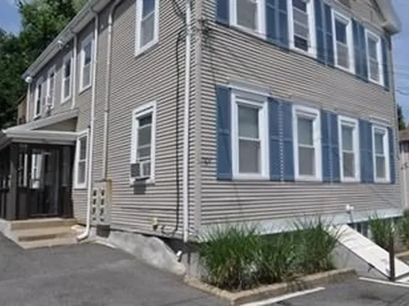 1504 Concord St APT 1R, Framingham, MA 01701