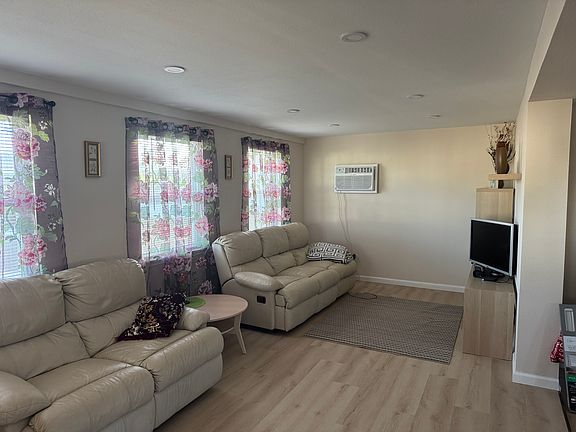 5th image of 6416 Fleetwood Ct