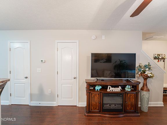 5th image of 218 Glen Cannon Dr