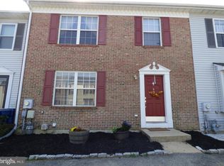 42 Shadow Ln, Bear, DE 19701