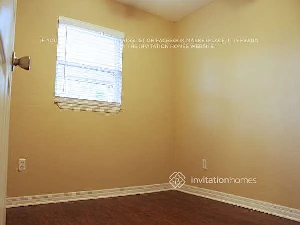 147 Burns Ave — Photo 5
