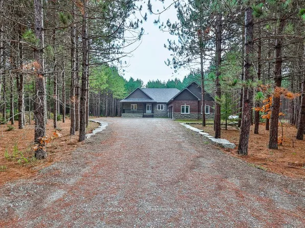 72 Harmonious Dr, Kawartha Lakes, ON K0M 1N0