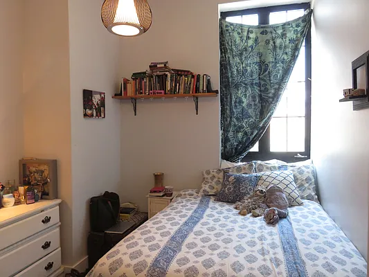 Rented by Rennit Inc. | media 70