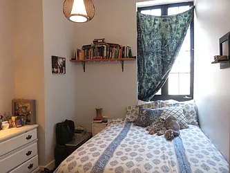 Rented by Rennit Inc.