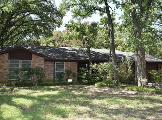 2929 Oak Forest Dr, Grapevine, TX 76051