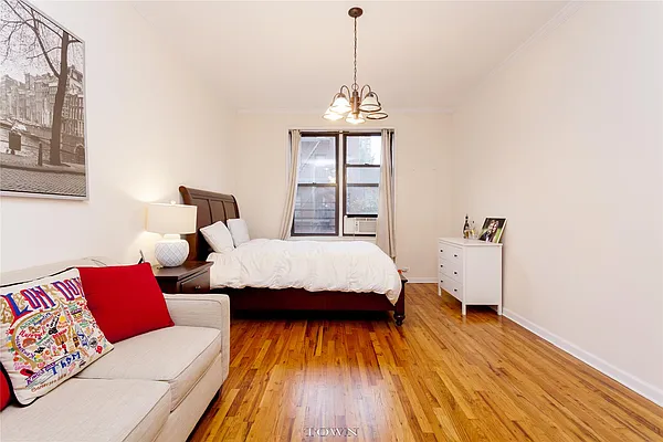 Rented by Town Residential | media 28